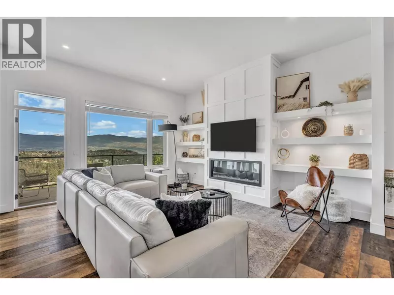 2129 Ensign Quay, West Kelowna, BC V4T1V1