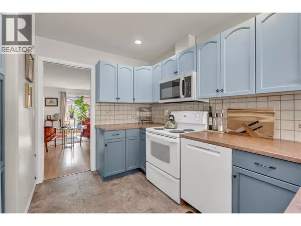 Penticton, BC V2A4H2,654 PICKERING ST #107