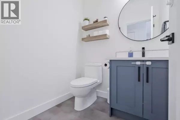 Penticton, BC V2A4K2,182 Van Horne ST #102