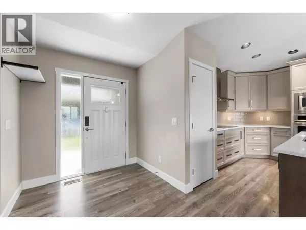 Kelowna, BC V1P1P8,1342 Shaunna RD #5