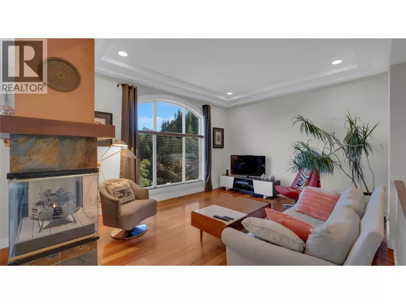 3065 Lakeview Cove Road, West Kelowna, BC V1Z3P6