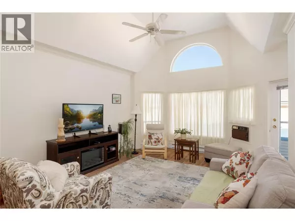 Kelowna, BC V1Y9R1,877 KLO RD #311