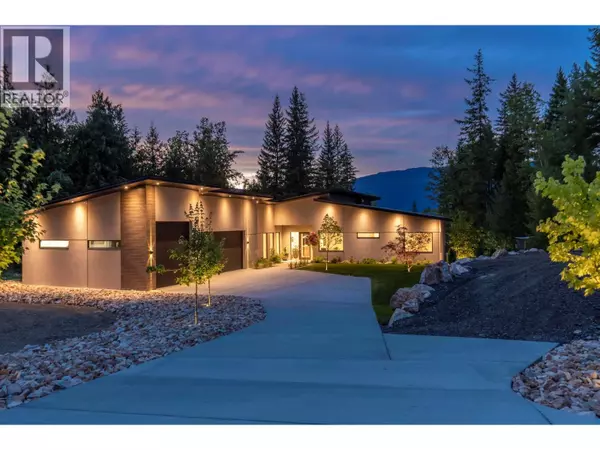 5147 Sunset Drive, Eagle Bay, BC V0E1T0