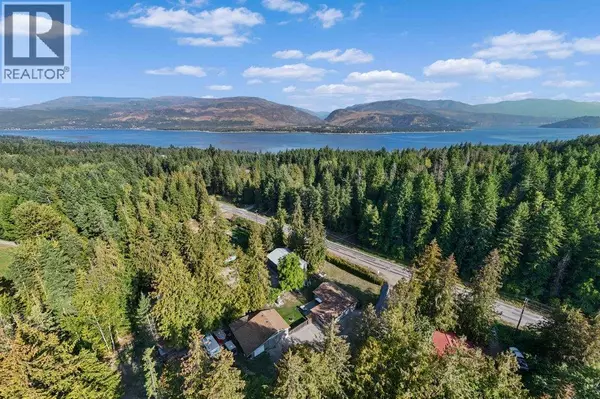 1294 Notch Hill Road, Sorrento, BC V0E2W1