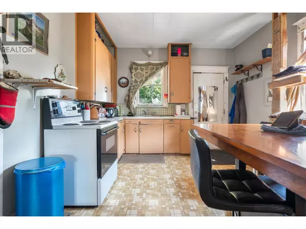 Vernon, BC V1B3B4,975 25 Avenue