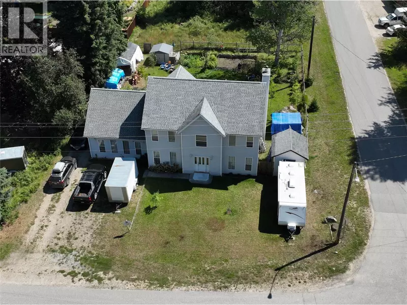 1118 HAROLD Street, Slocan, BC V0G2C0