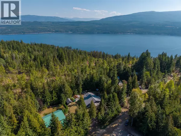 Anglemont, BC V0E1M8,7650 Mountain Drive