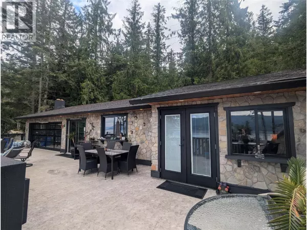 Anglemont, BC V0E1M8,7780 Bentley Road