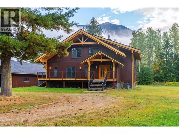 3266 Airport Way, Revelstoke, BC V0E2S3