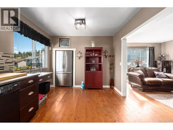 Kamloops, BC V2E1M5,392 Waddington Drive