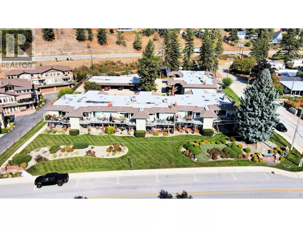 Peachland, BC V0H1X6,4340A Beach AVE #102