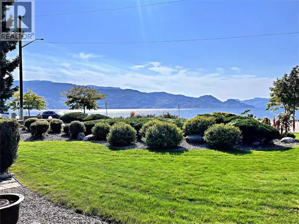 Peachland, BC V0H1X6,4340A Beach AVE #102