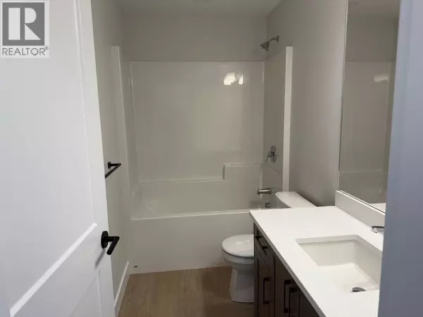 Kamloops, BC V2B5V5,855 SCHREINER Street