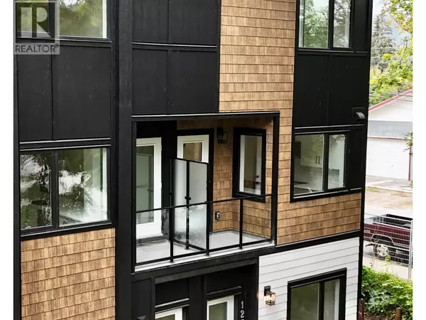 Revelstoke, BC V0E2S0,1218 Douglas Street W