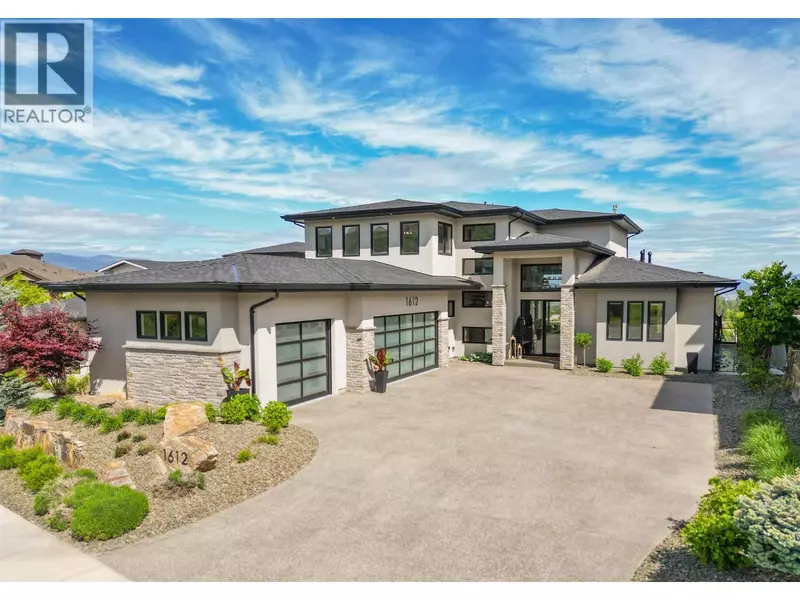 1612 Vincent Place, Kelowna, BC V1W5N9