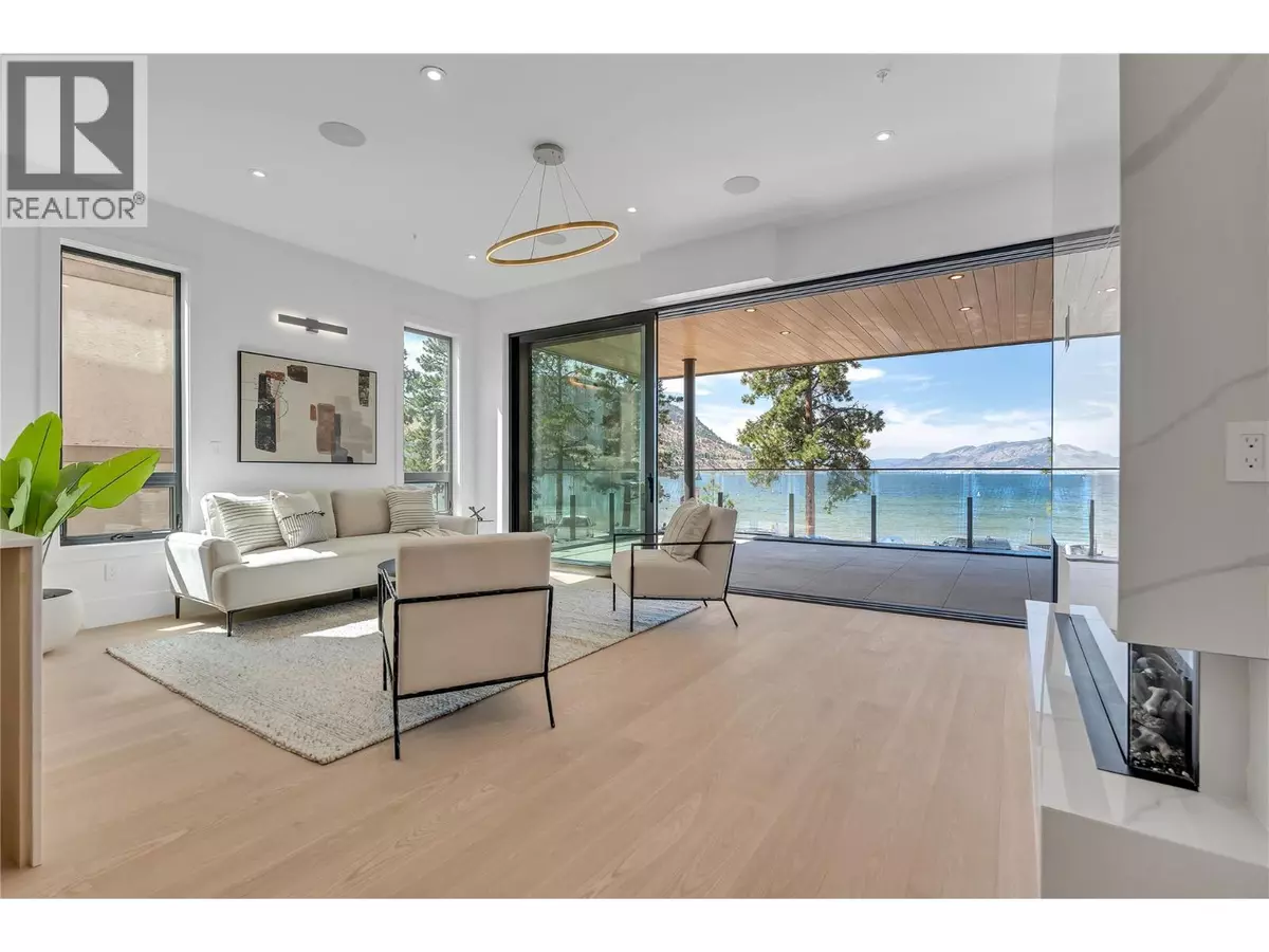 Penticton, BC V2A1B9,602 Lakeshore DR #202
