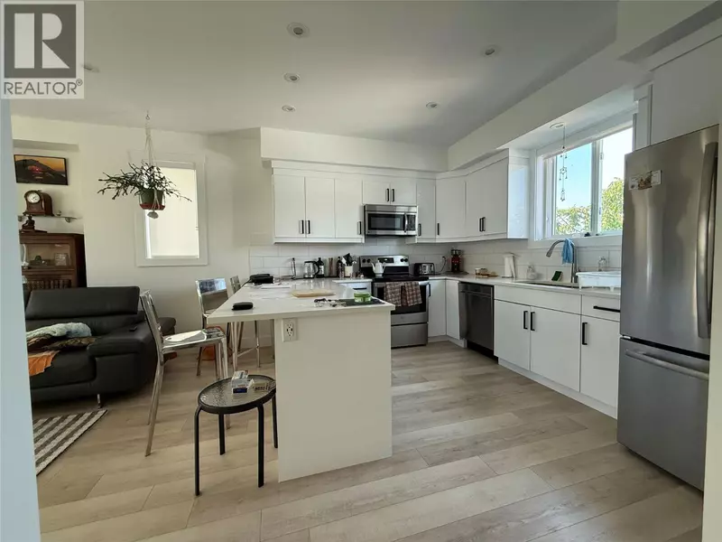 210 Scott AVE #104, Penticton, BC V2A2J5