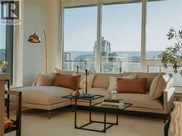 Kelowna, BC V1Y0N7,1626 Water ST #1702