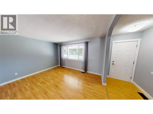 Sparwood, BC V0B2G0,465 WHITE BIRCH Crescent