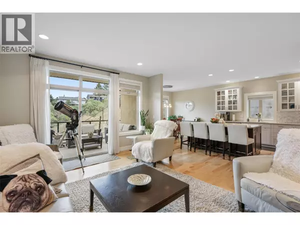 Kamloops, BC V2C6S6,15 Hudson's Bay TRL #820