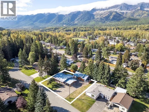 Fernie, BC V0B1M0,3 Elkview Crescent