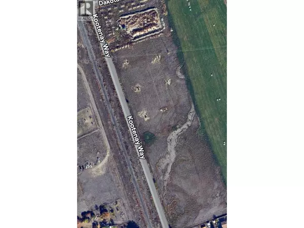 1243 Kootenay Way, Kamloops, BC V2H1J9