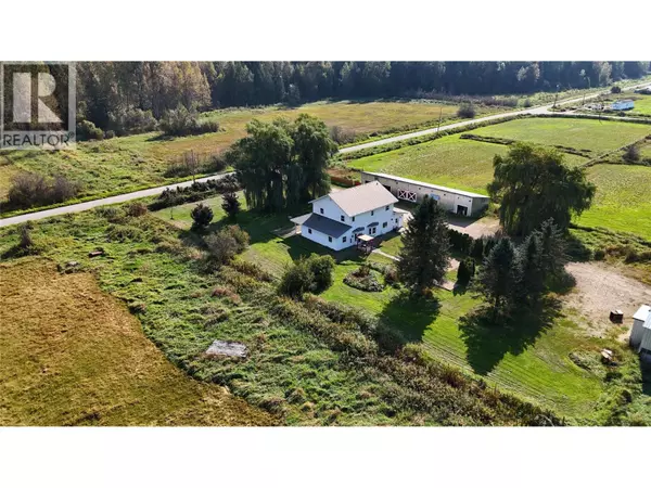 3695 Malakwa Loop Road, Malakwa, BC V0E2J0