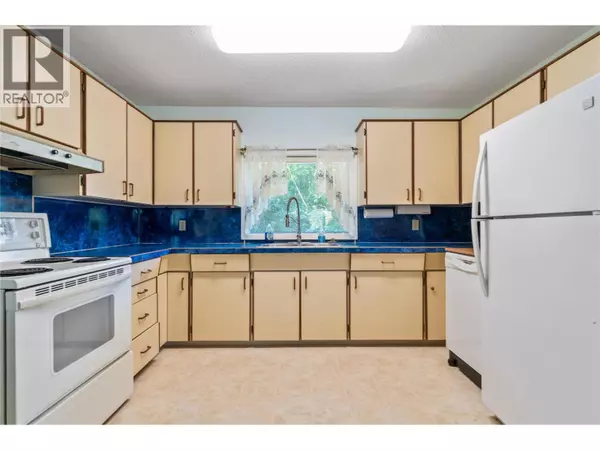 Blind Bay, BC V0E1H1,2602 Blind Bay Road