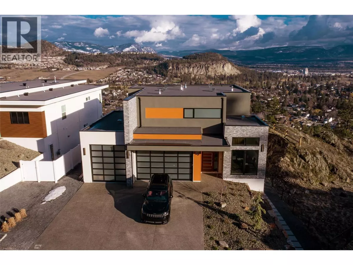 Kelowna, BC V1V2Y1,761 Highpointe Lane
