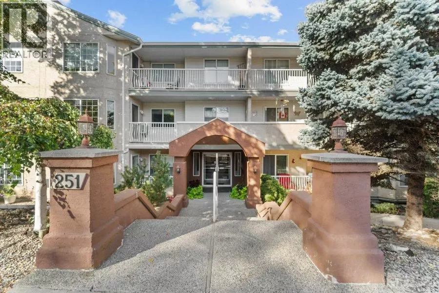 251 6 ST Southeast #104, Salmon Arm, BC V1E1J9