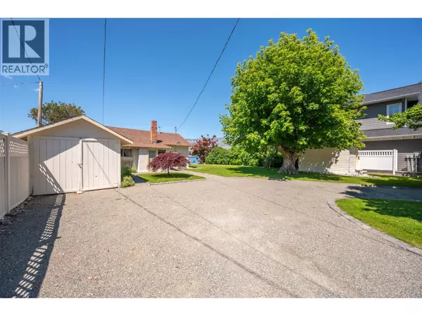 Summerland, BC V0H1Z6,19235 Lakeshore Drive N