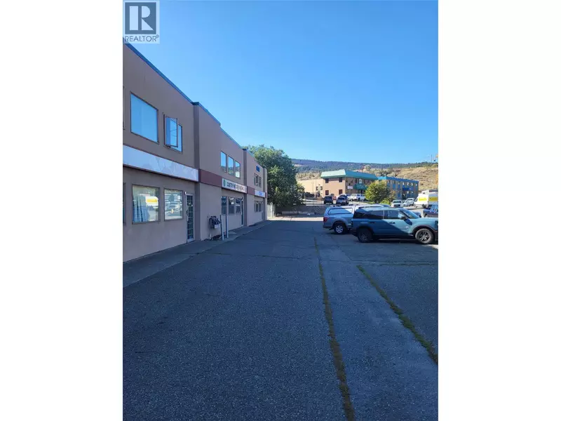 911 LAVAL Crescent, Kamloops, BC V2C5P4