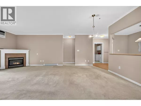 Kelowna, BC V1V2P3,305 Whitman RD #102