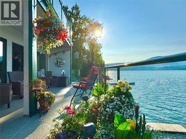 3935 Eagle Bay Rd. RD #1, Eagle Bay, BC V0E1T0