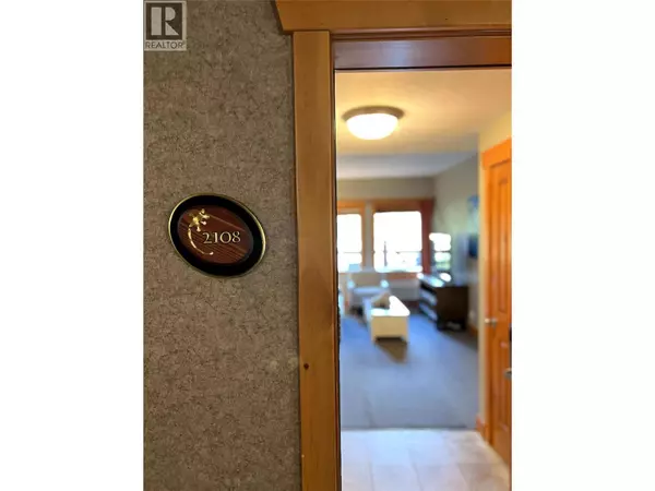 Fernie, BC V0B1M6,5350 Highline DR #2108A