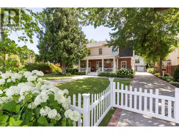 1001 Lawrence Avenue, Kelowna, BC V1Y6M3