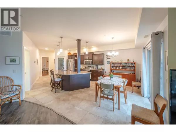Penticton, BC V2A2E9,873 Forestbrook DR #105