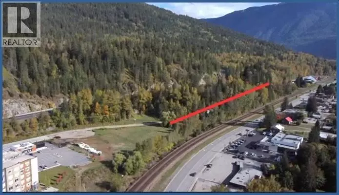 1640 Bend Frontage Road, Revelstoke, BC V0E2S0