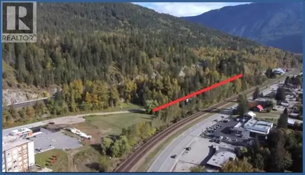 1640 Bend Frontage Road, Revelstoke, BC V0E2S0