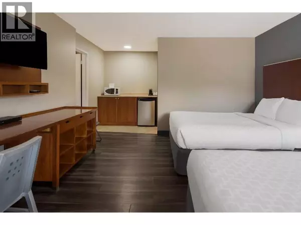 Kamloops, BC V2C2W8,1390 Columbia Street