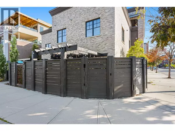 Kelowna, BC V1Y5A5,2693 Gore Street