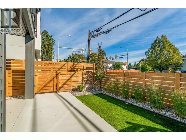 Kelowna, BC V1Y2Z5,1916 Ethel ST #2