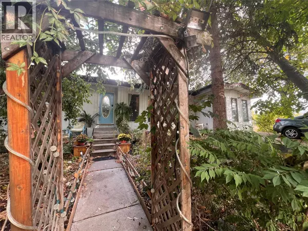 Peachland, BC V0H1X8,4976 Nash Street