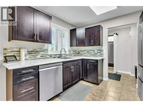 Kelowna, BC V1X7H3,1480 Terai RD #104