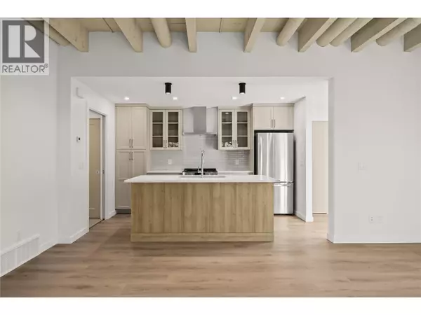 Kelowna, BC V1Y7S7,2957 Conlin CT #1