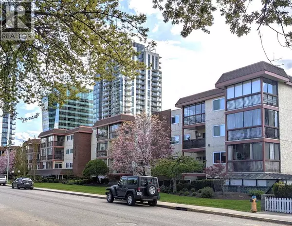 1450 Bertram ST #302, Kelowna, BC V1Y8R9