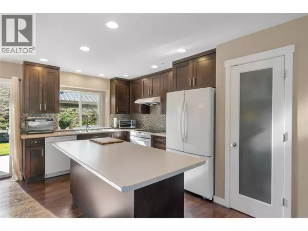 Kamloops, BC V2C0B2,8735 BADGER Drive