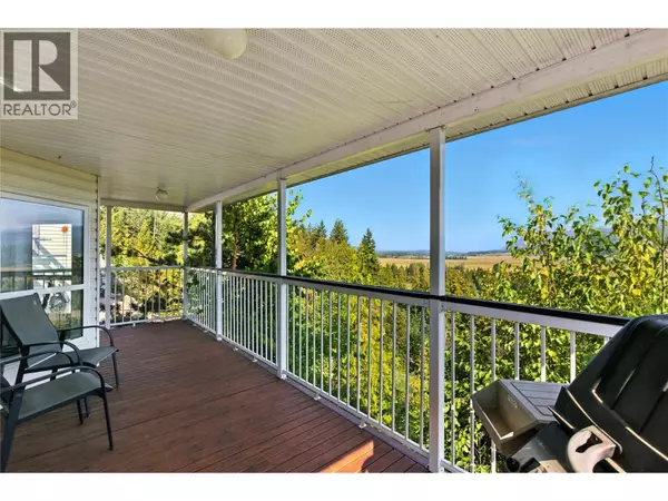 Tappen, BC V0E2X3,1885 Tappen Notch Hill RD #32