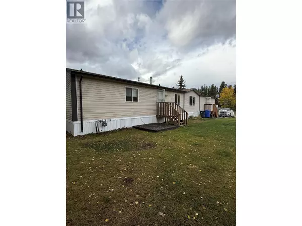 155 Pinewood Crescent, Tumbler Ridge, BC V0C2W0