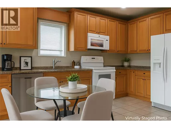 Kaleden, BC V0H1K0,192 Alder Avenue